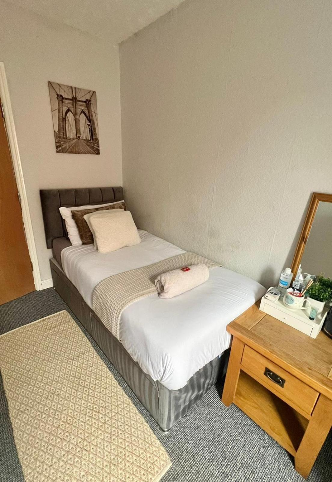 Lincoln City Centre Rooms P&S Eksteriør bilde