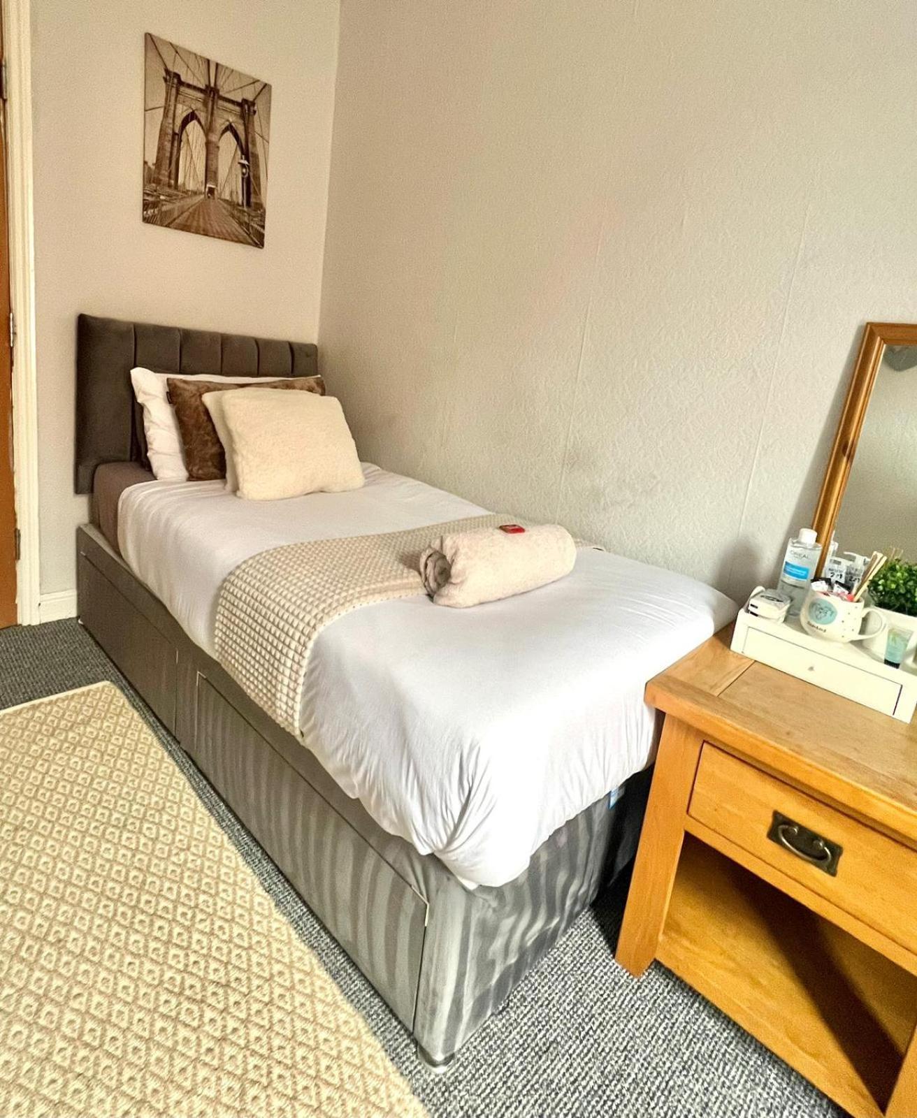 Lincoln City Centre Rooms P&S Eksteriør bilde